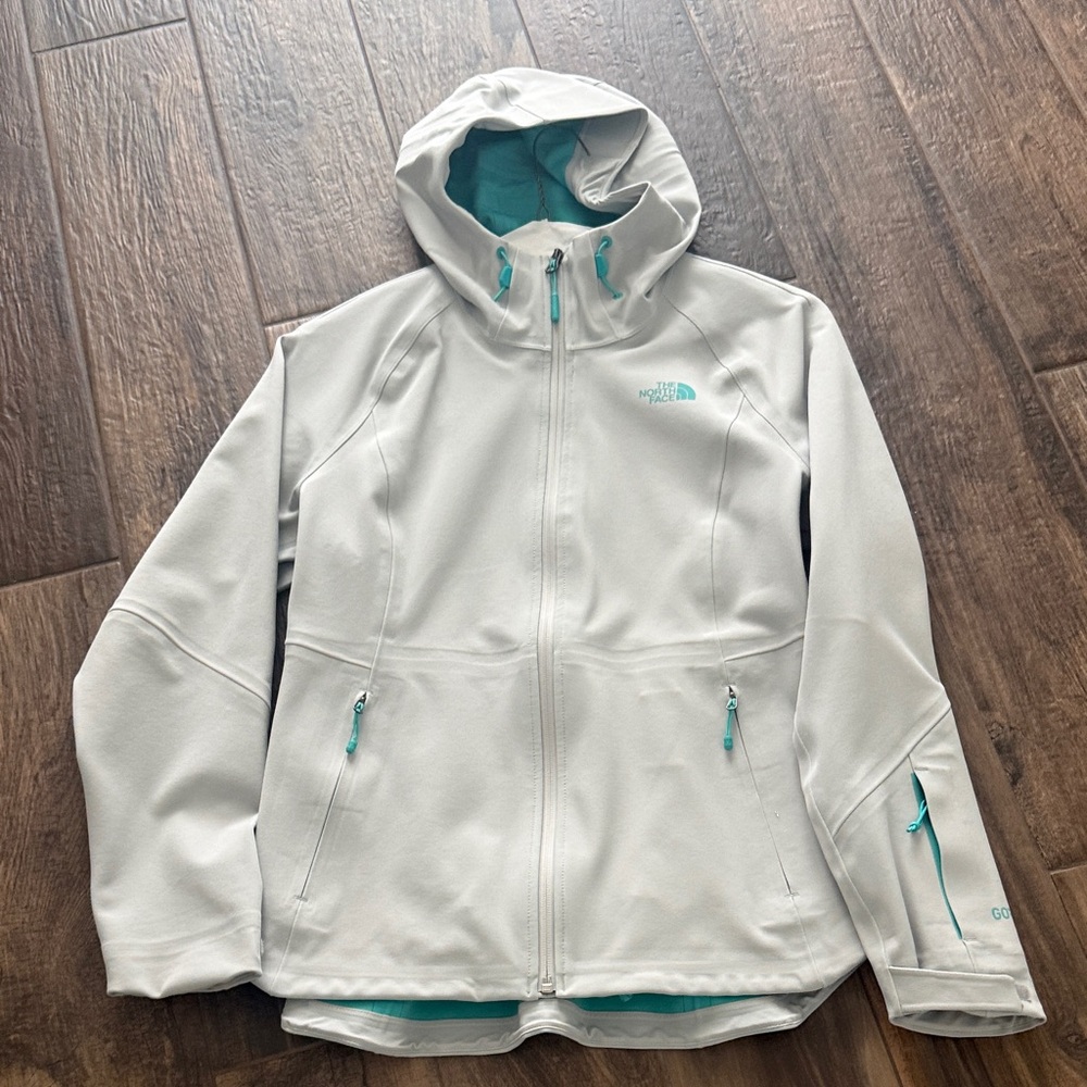 The North Face Women's Light Gray Hooded jacket APEX FLEX GORETEX